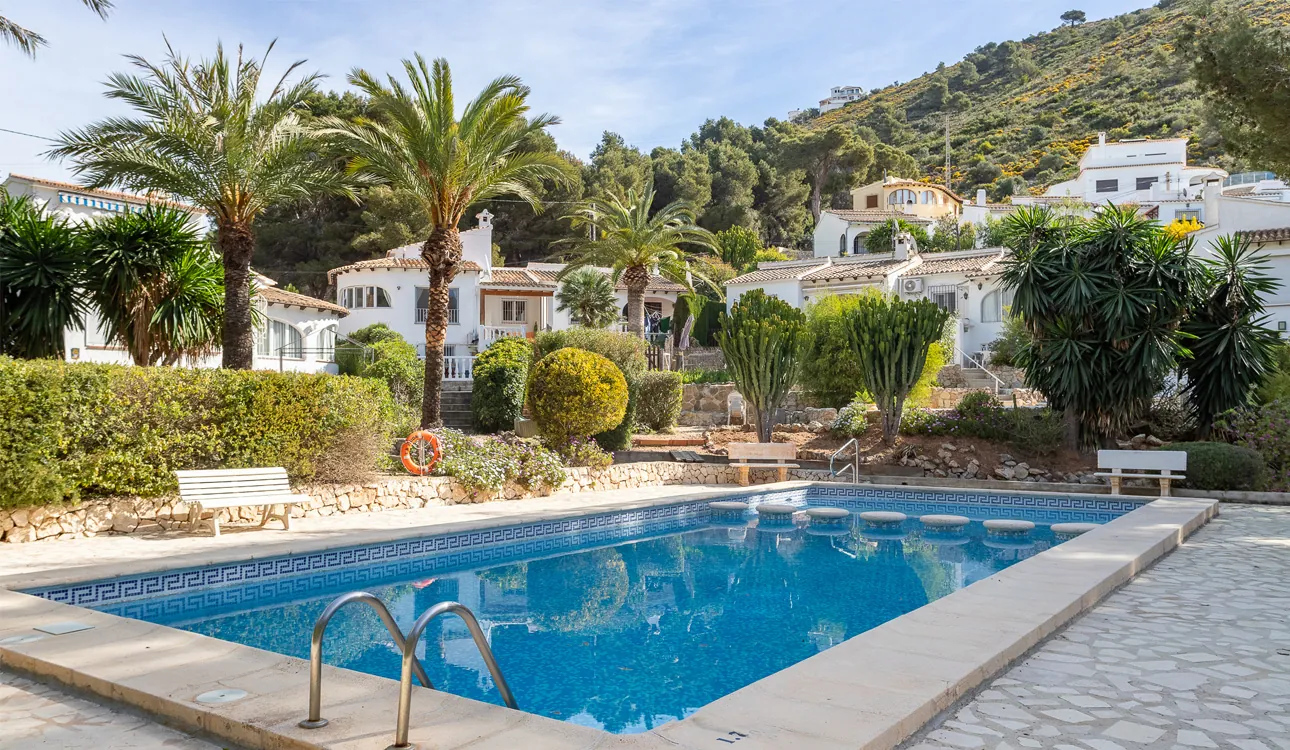 Zwembad vakantiehuis Casa El Portet Moraira